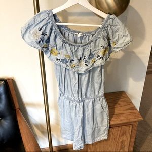 Love Tree romper 💙